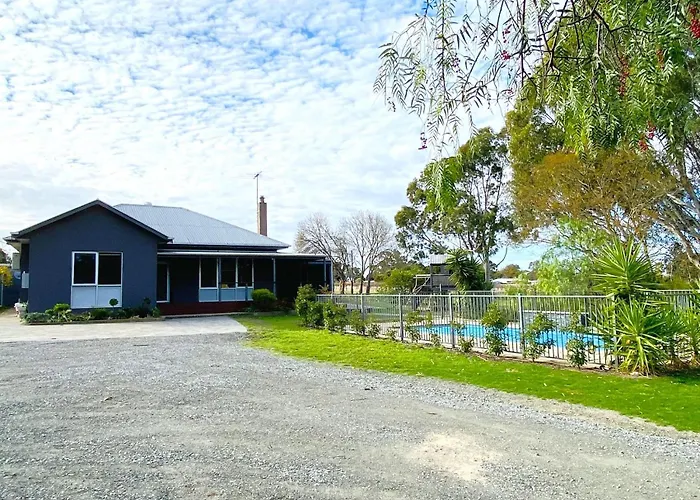 The Gabby\'S Holiday House